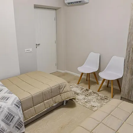 Oma's Apartment Shkoder